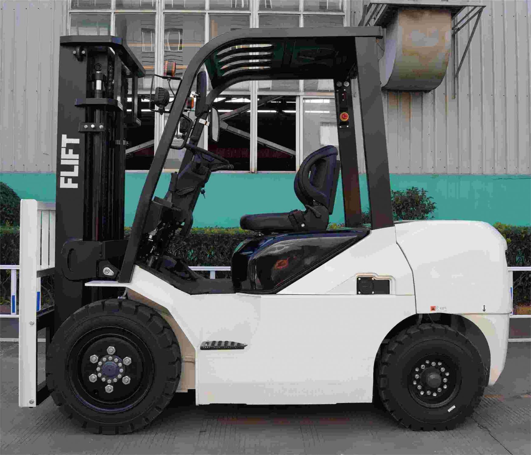 3-ton-high-voltage-lithium-battery-electric-forklift