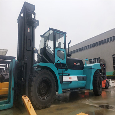 30 Ton Diesel Forklift