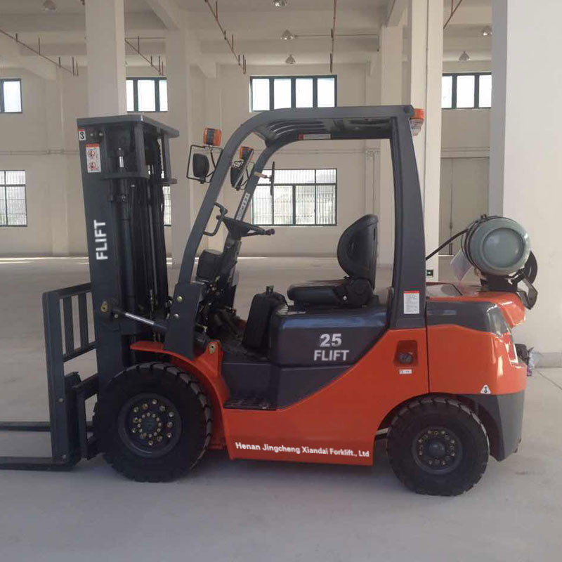 2.5 Ton CNG forklift