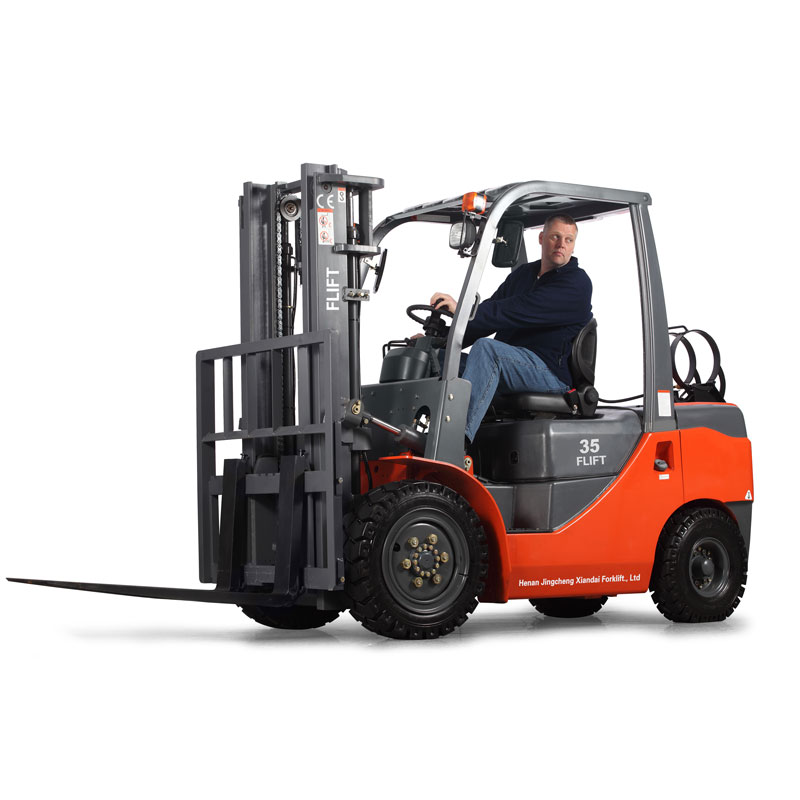 3.5 Ton CNG forklift with NISSON engine