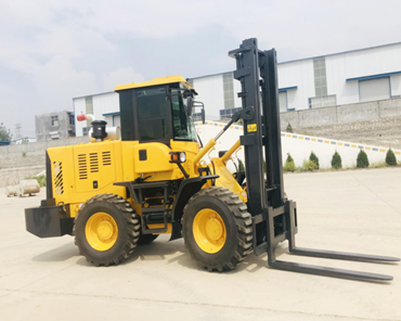 7 ton rough terrain forklift