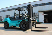 14 ton diesel forklift