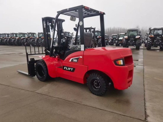 dual tire forklift for container loading