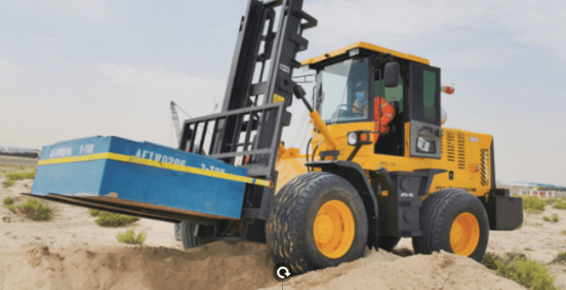 7 ton rough terrain forklift