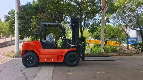 Internal Combustion Diesel Forklift Truck 8 Ton