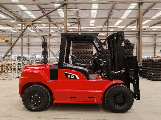 8 tonne forklift