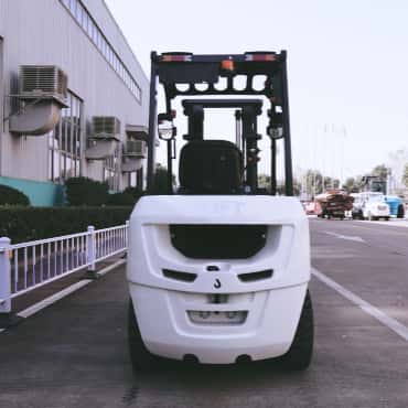 3.8T lithium forklift truck price