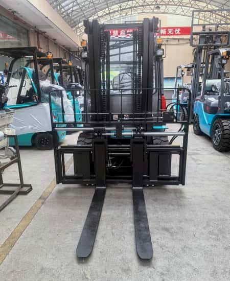  7000lb electric forklift