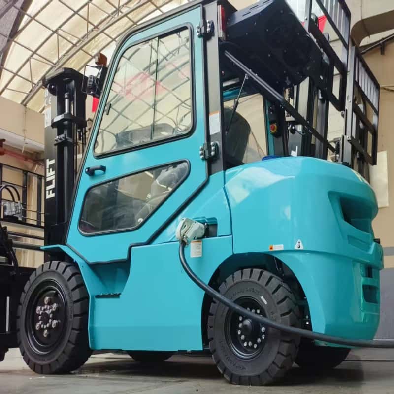 high voltage lithium forklift manufacturer