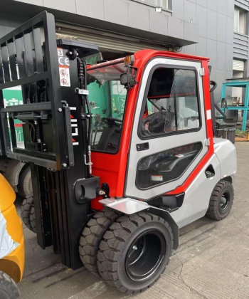 3.5 ton electric forklift China manufacturer