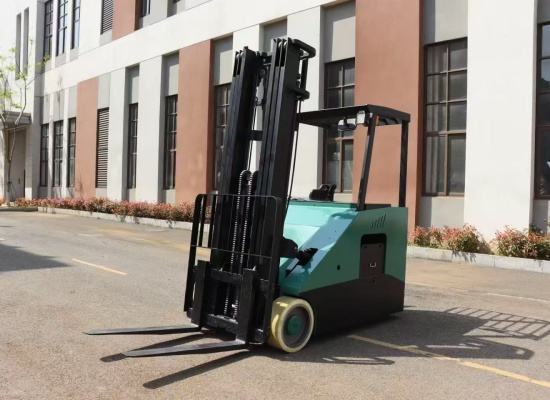 stand up warehouse forklift