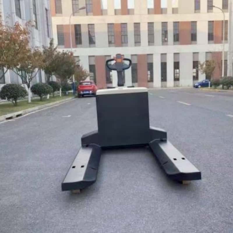 Reel electric pallet truck