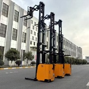 scissor lift truck