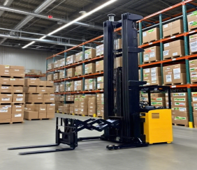 scissor reach forklift