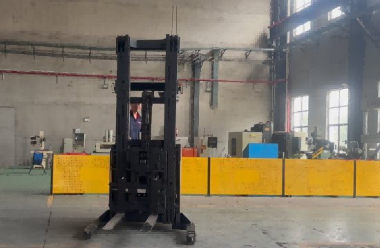 scissor forklift