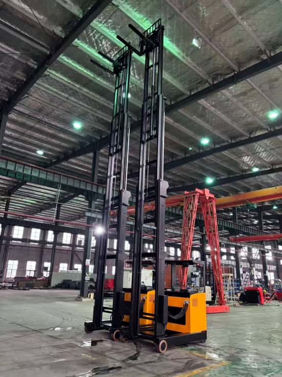 Heavy Duty Electric Reach Truck 2500kg