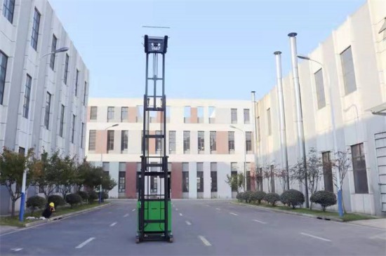 narrow aisle electric forklift