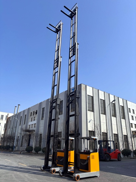 12m Heavy Duty Reach Truck