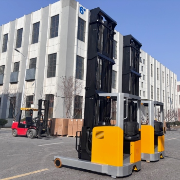 2.5t reach truck forklift