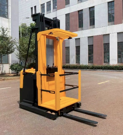 forklift stock picker