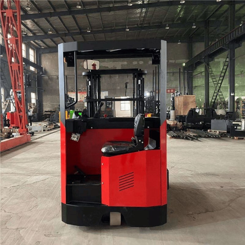 4 way forklift truck