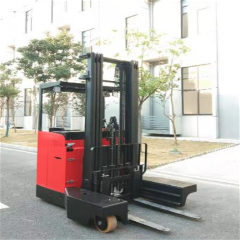 Four-way Walking Type Reach Forklift Truck