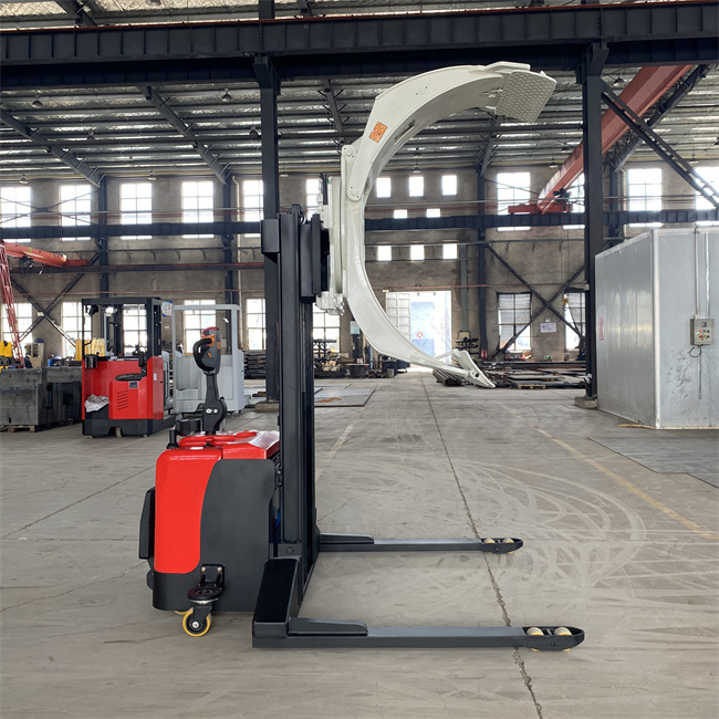 Walking Type Electric Stacker with Clip Attachment