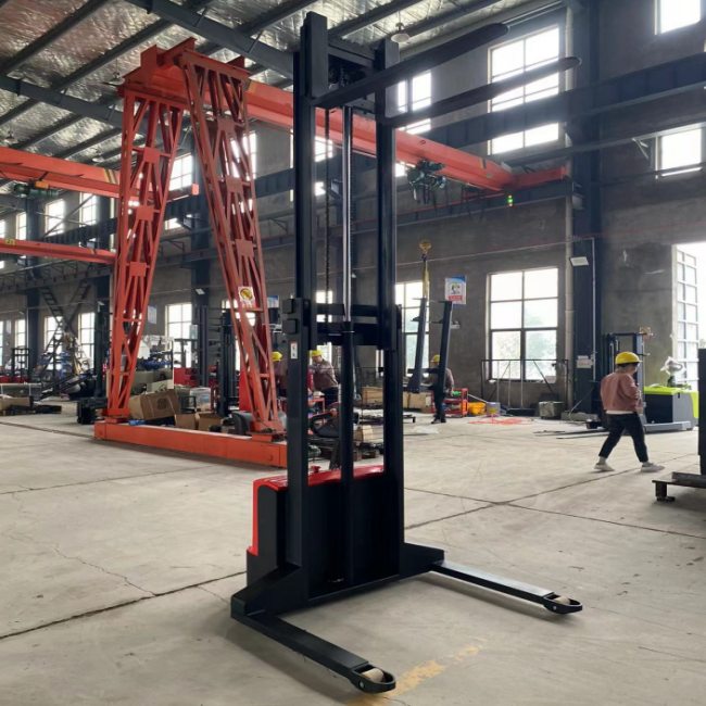 walkie stacker electric