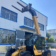Telehandler forklift