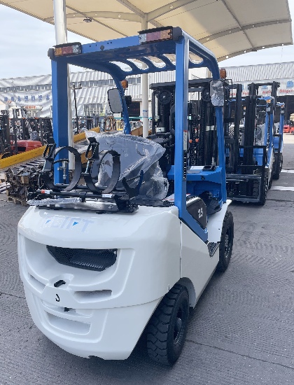 forklifts gas powered