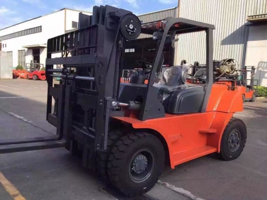 lpg powered forklift