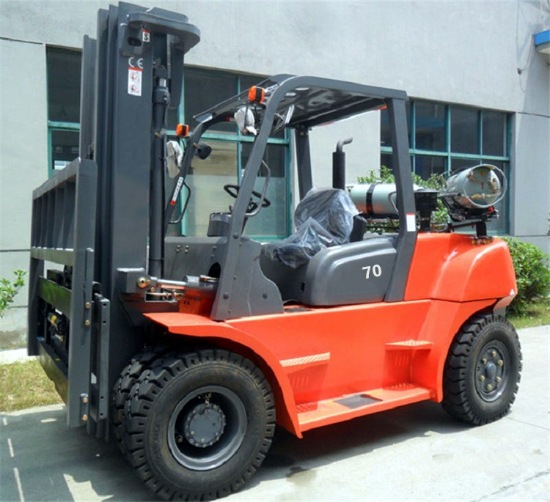 7t lpg forklift price