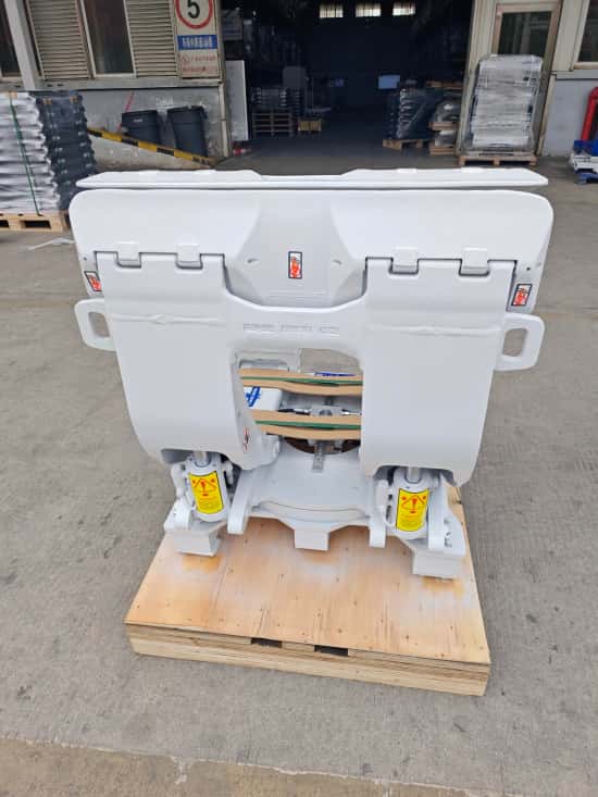 forklift attachment for paper rolls