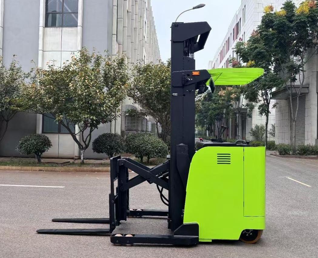 high-reach-truck-forklift-2-ton