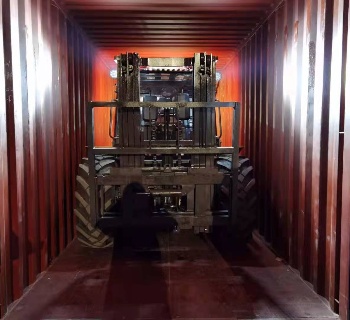 4 ton diesel rough terrain forklift