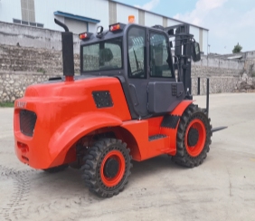 construction site 4wd forklift