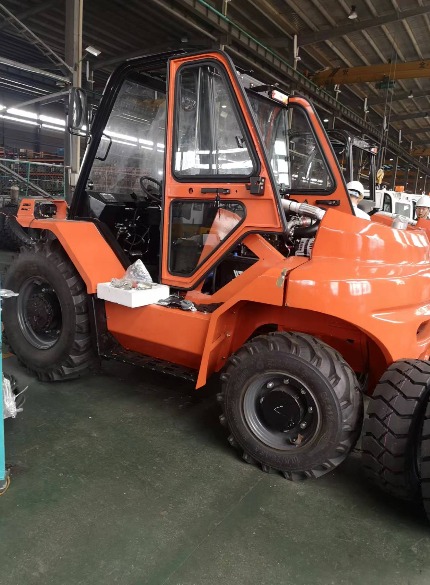 4wd forklift