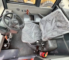 heavy duty 6 ton off road forklift for construction