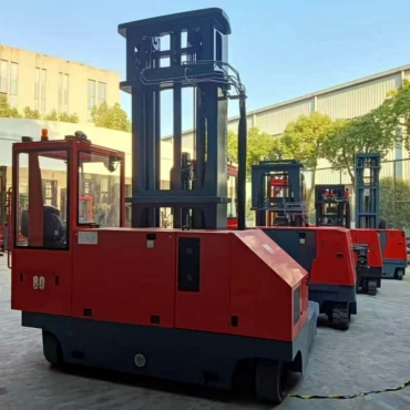 8T Multi directional forklift
