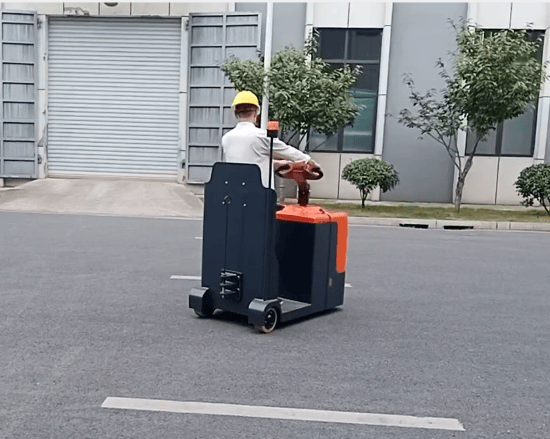 Stand up Tow Tractor