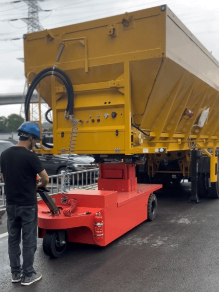 Pedestrian heavy duty electric trailer mover